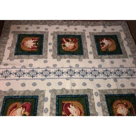 CHRISTMAS QUILT THROW BLANKET VINTAGE SANTA FLANNEL 59X58 SOFT WARM OLD WORLD - Picture 6 of 8
